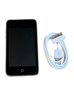 Apple iPod Touch 2nd Gen 8GB A1288 Works Locked AS-IS w/ New Charger